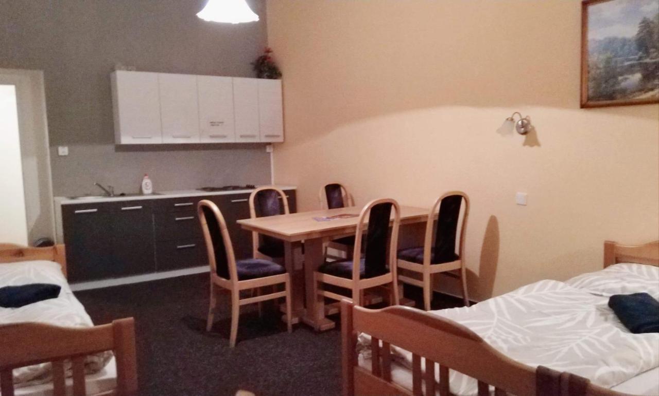Penzion Lara Ceske Budejovice Kültér fotó